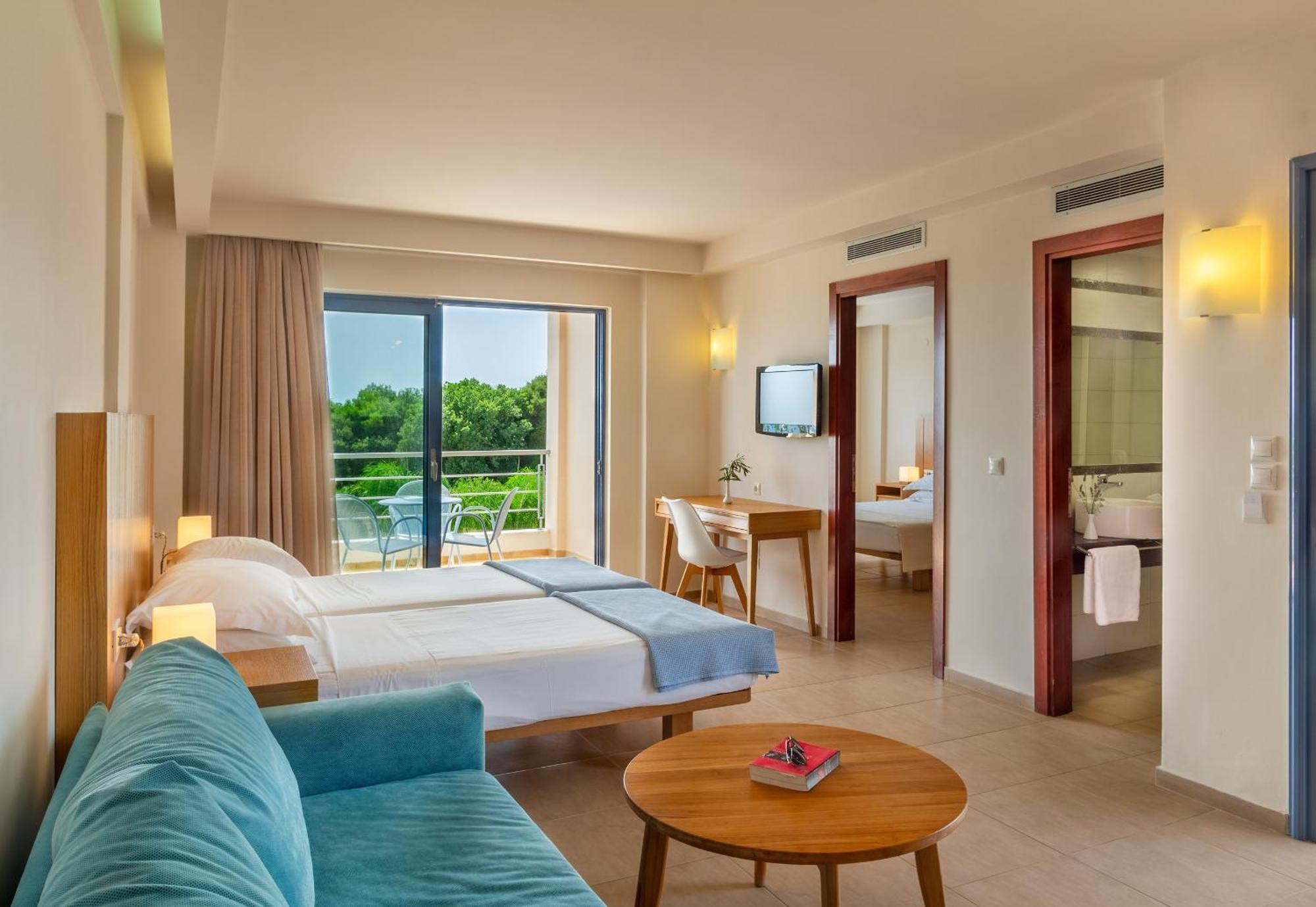 Ionian Theoxenia Hotel Kanali  Quarto foto